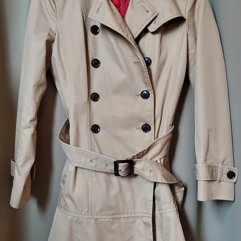 Ladies Banana Republic Trenchcoat S/P